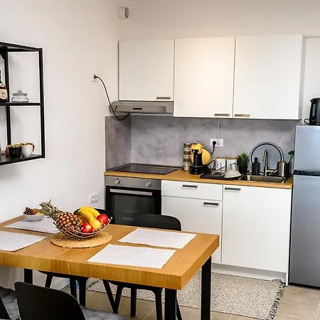 Aspectus Apartment *